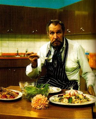 Vincent Price in the kitchen